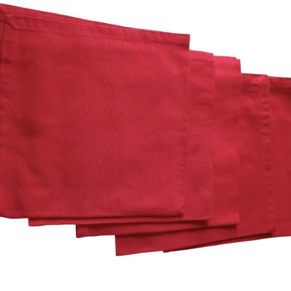 Set of five linen blend table napkins